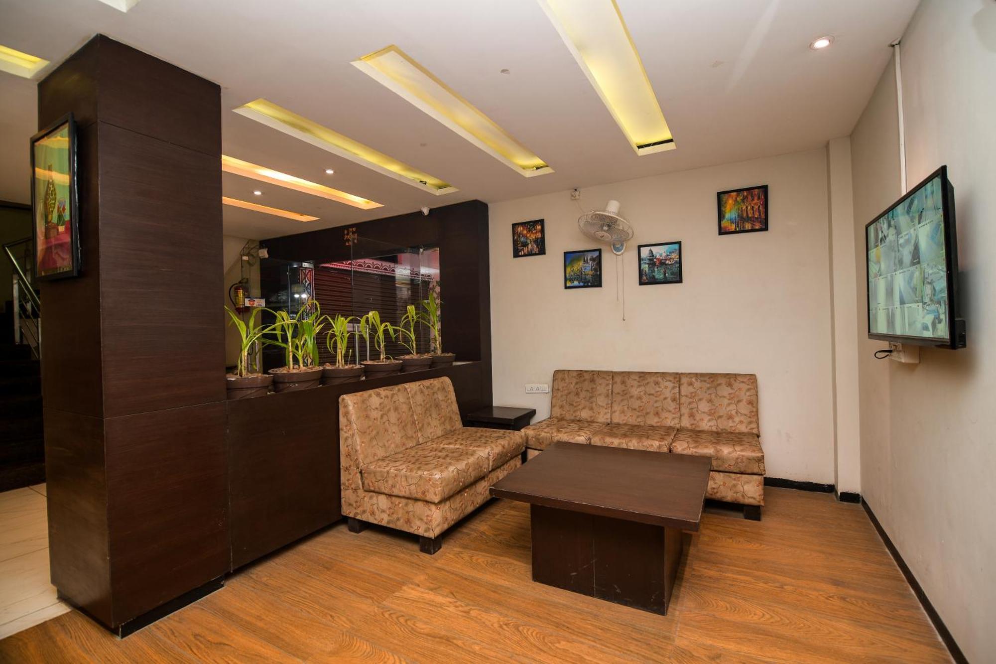 Shree Ram Hotel Ujjain Exterior photo