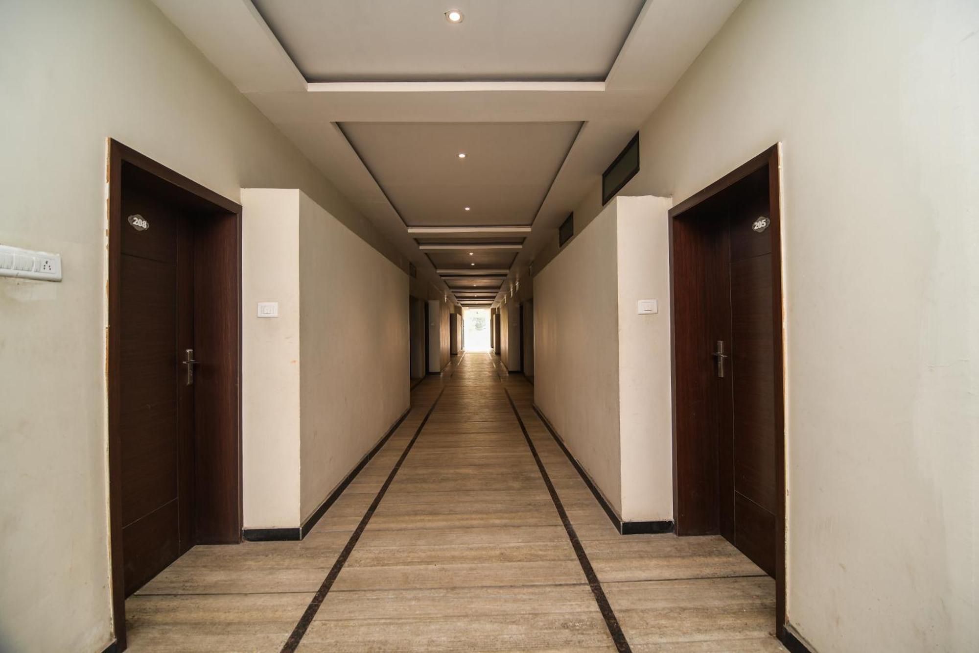 Shree Ram Hotel Ujjain Exterior photo